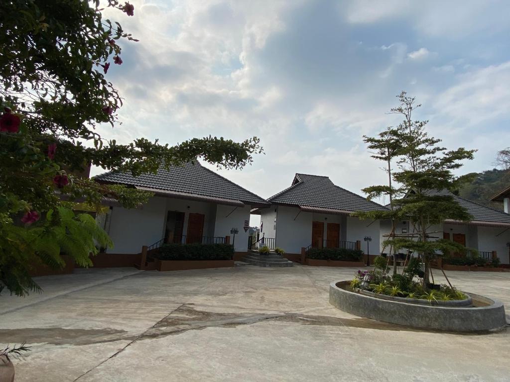 Thai Tea Garden Home photo 4