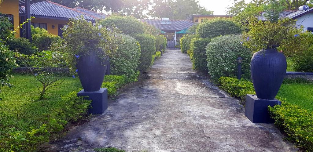 Flower Garden Lake Resort photo 4