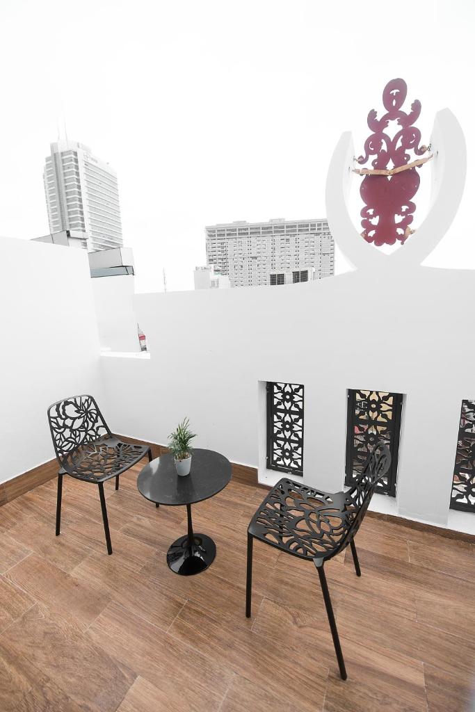 Студио (Номер-студио с балконом), Hong Gia Tue Apartment