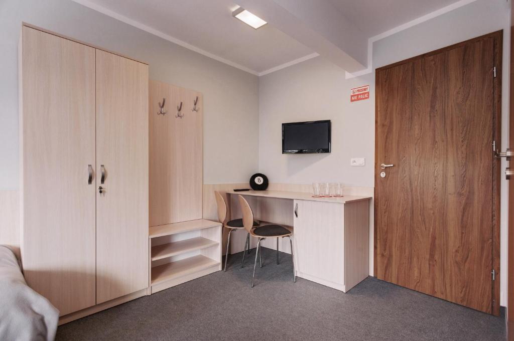 Трехместный (Трехместный номер с ванной комнатой), Hostel Rakieta