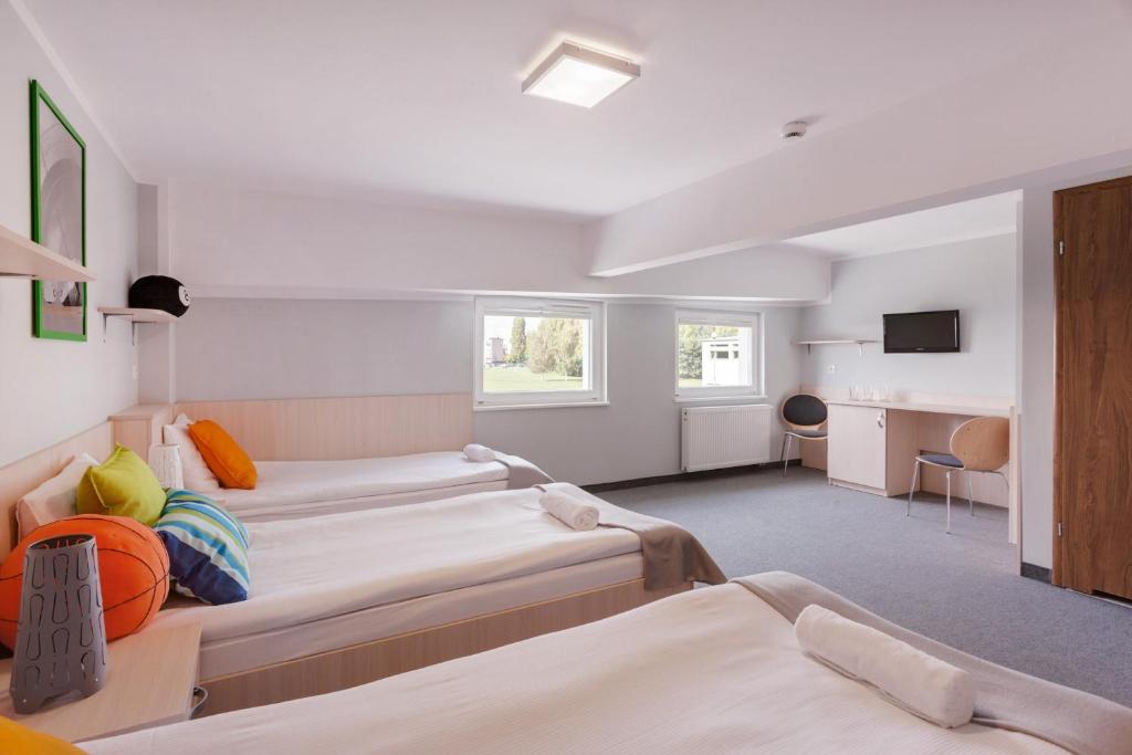 Трехместный (Трехместный номер с ванной комнатой), Hostel Rakieta