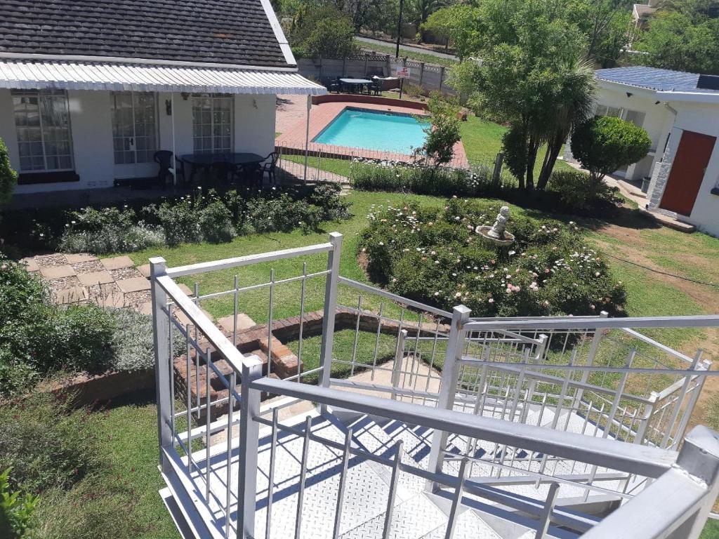Mentor Guest house