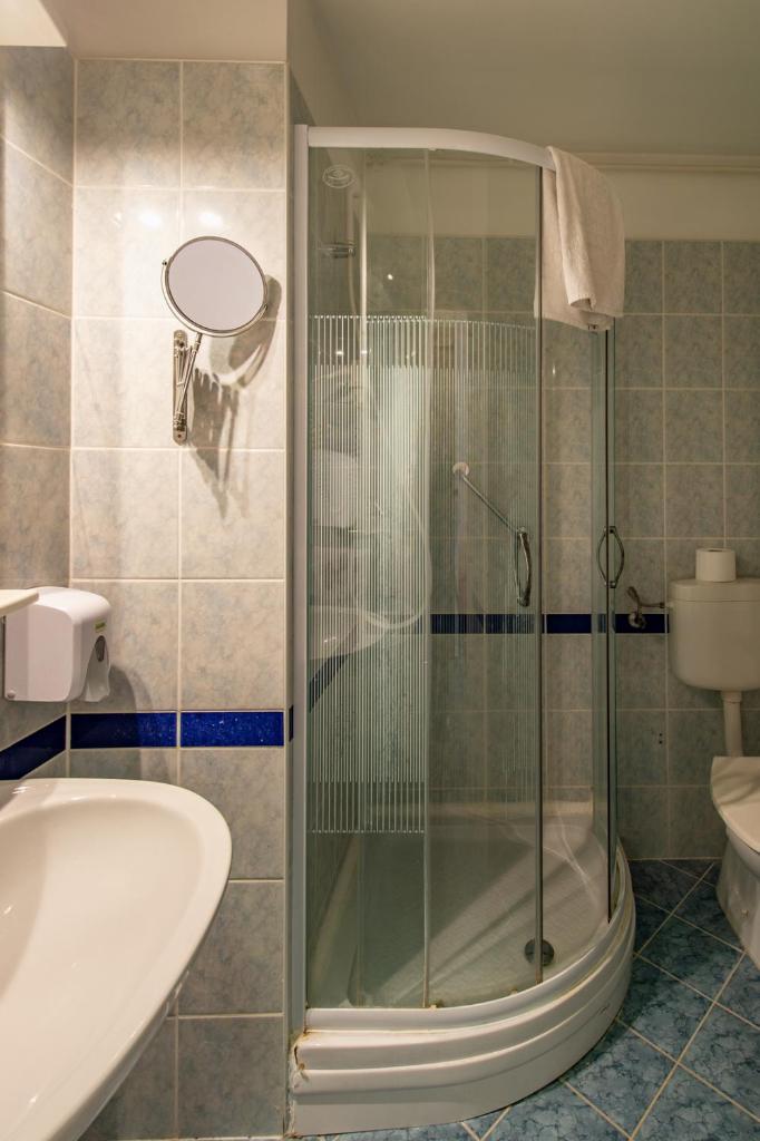 Одноместный (Стандартный одноместный номер с балконом), Hotel Fit Hévíz