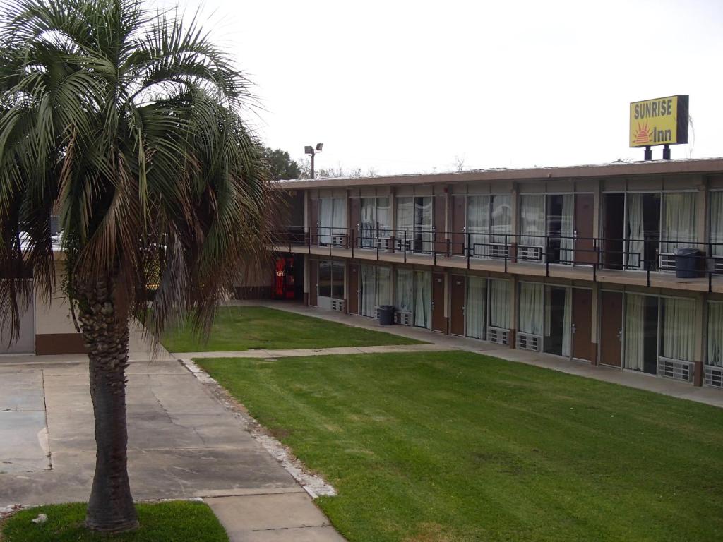 Sunrise Inn Lake Charles photo 1