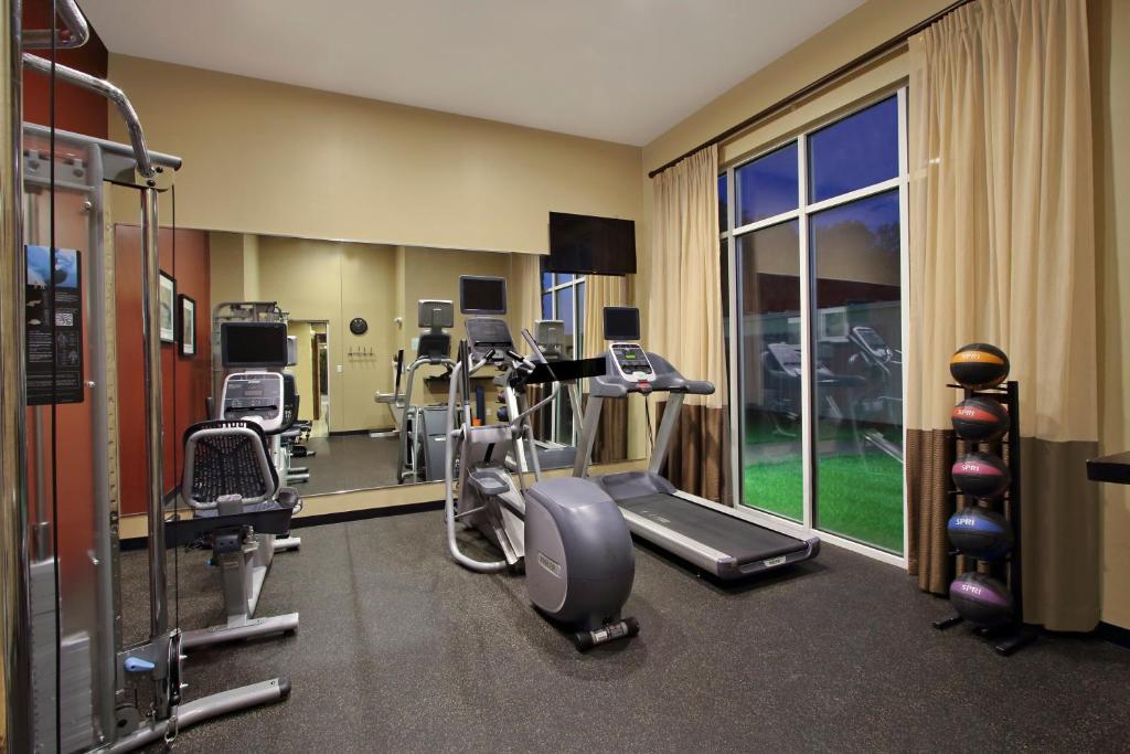 Holiday Inn Hammond, an IHG Hotel photo 4