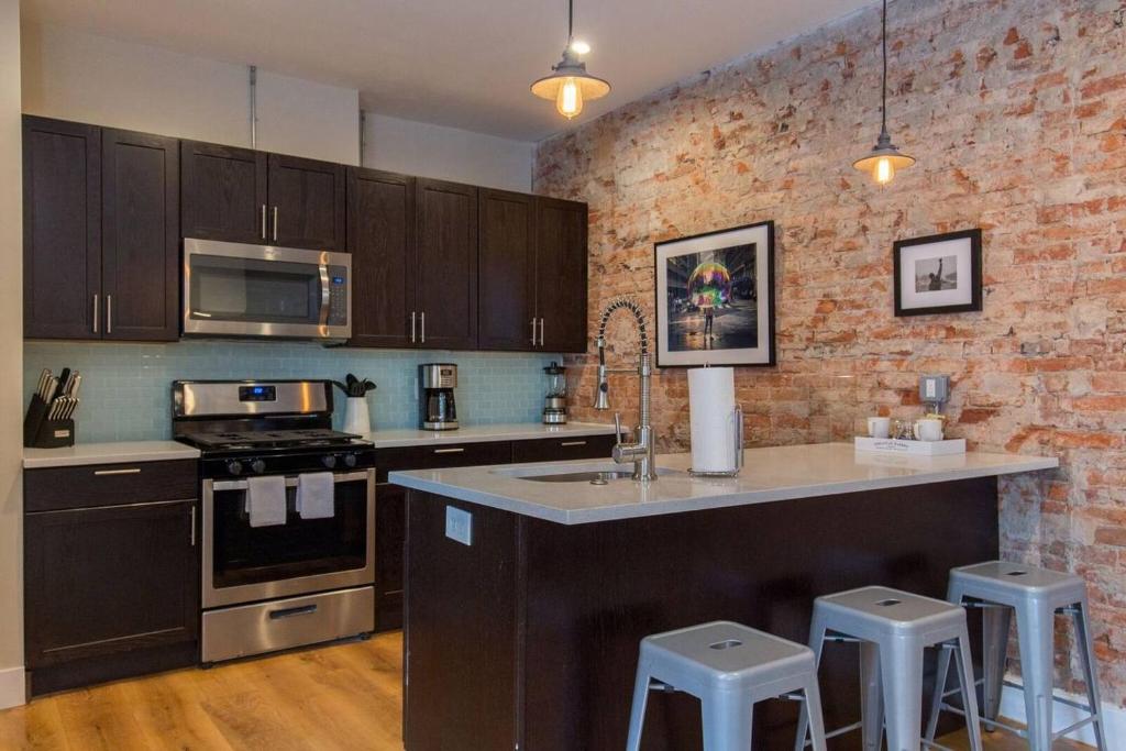 Апартаменты (Апартаменты - 1-й этаж), Abode Philadelphia - Rittenhouse Square Locust St