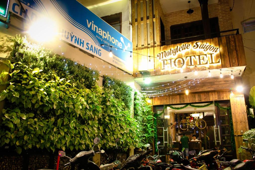 Saigon 1979 Hotel