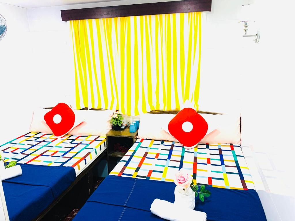Семейный (Семейный двухместный номер с 1 кроватью), Singapore Hostel