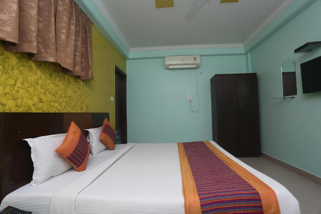 Двухместный (Двухместный номер Делюкс с 1 кроватью), AIRPORT HOTEL ORCHID DELHI AEROCITY