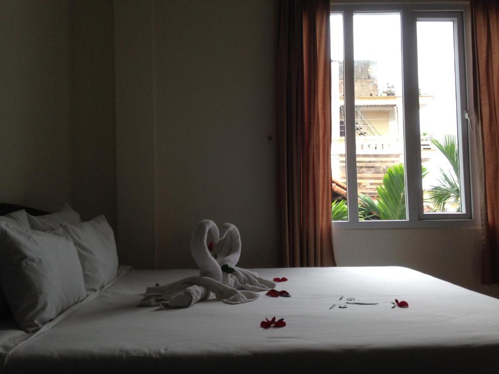 Двухместный (Улучшенный двухместный номер с 1 кроватью), Hue Charming Hotel