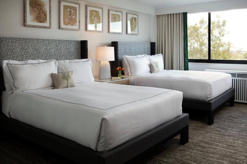 Двухместный (Номер с 2 кроватями размера «queen-size» и видом на город), Glover Park Hotel Georgetown