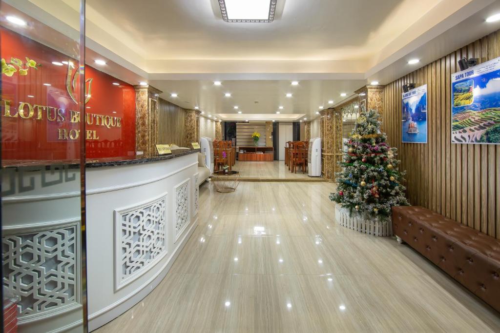 Khách sạn Royal Palace