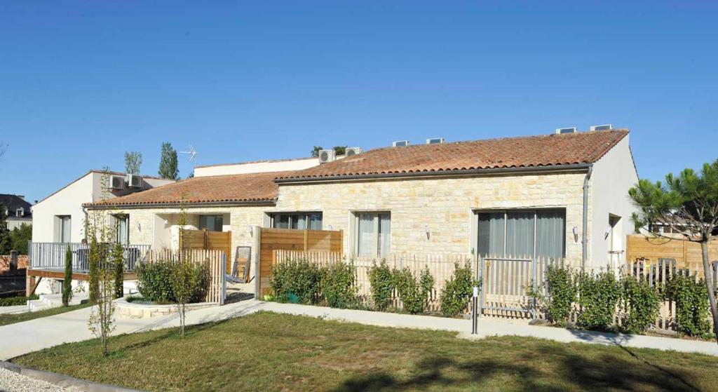 CLOS DES THERMES A JONZAC photo 1