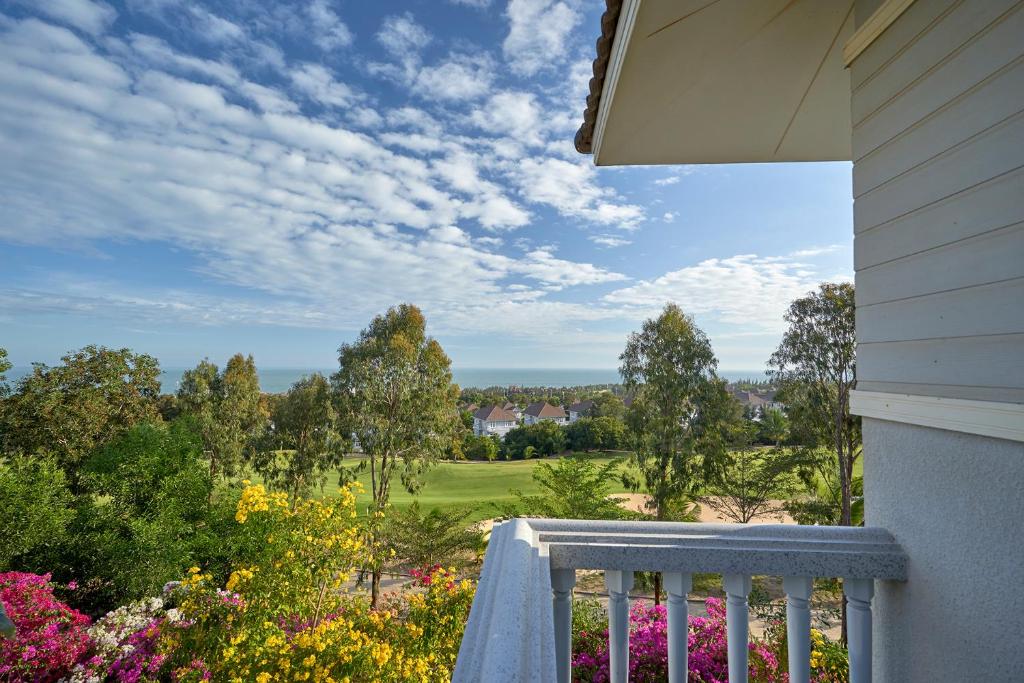 Villa Paradise Mũi Né