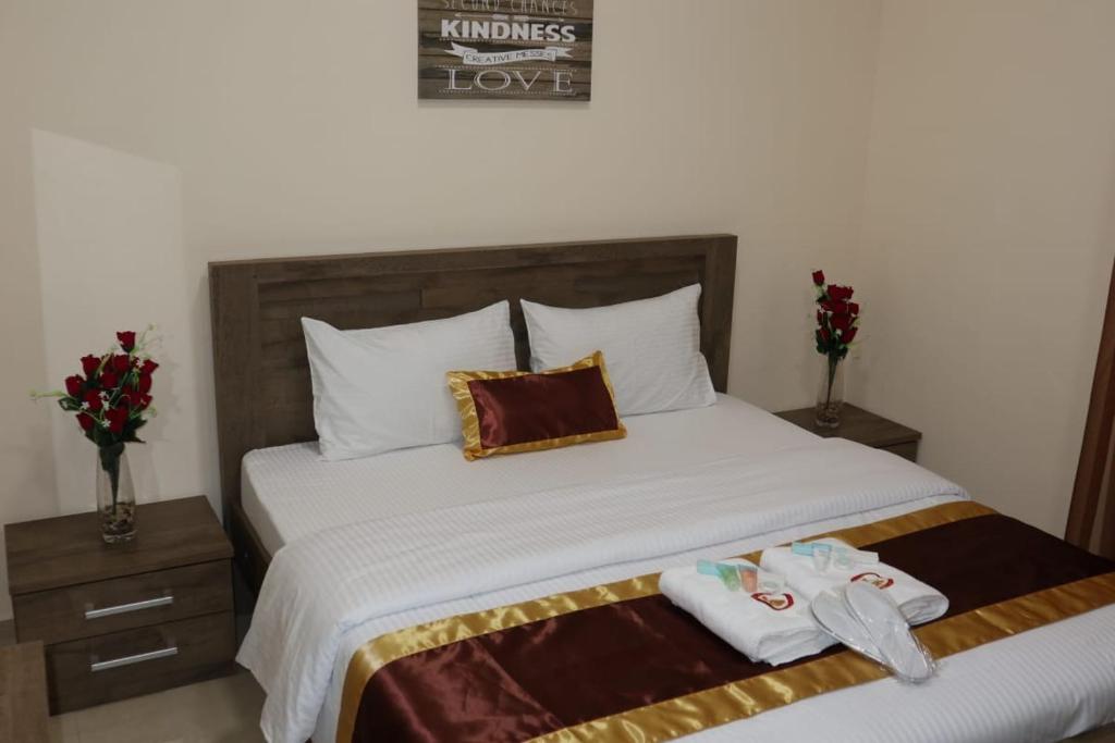 Студио (Улучшенный номер-студио), Апарт-отель Luluat Al Khaleej Furnished Apartments