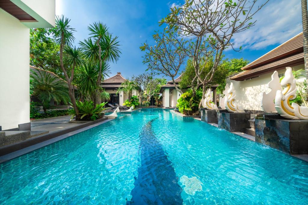 Luxury Thai Style Swimming Pool Villa, Private housekeeper,6 Bedrooms photo 2