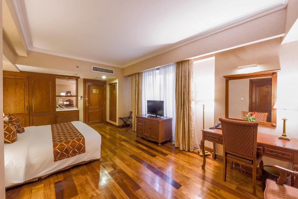 Grand Hotel Saigon