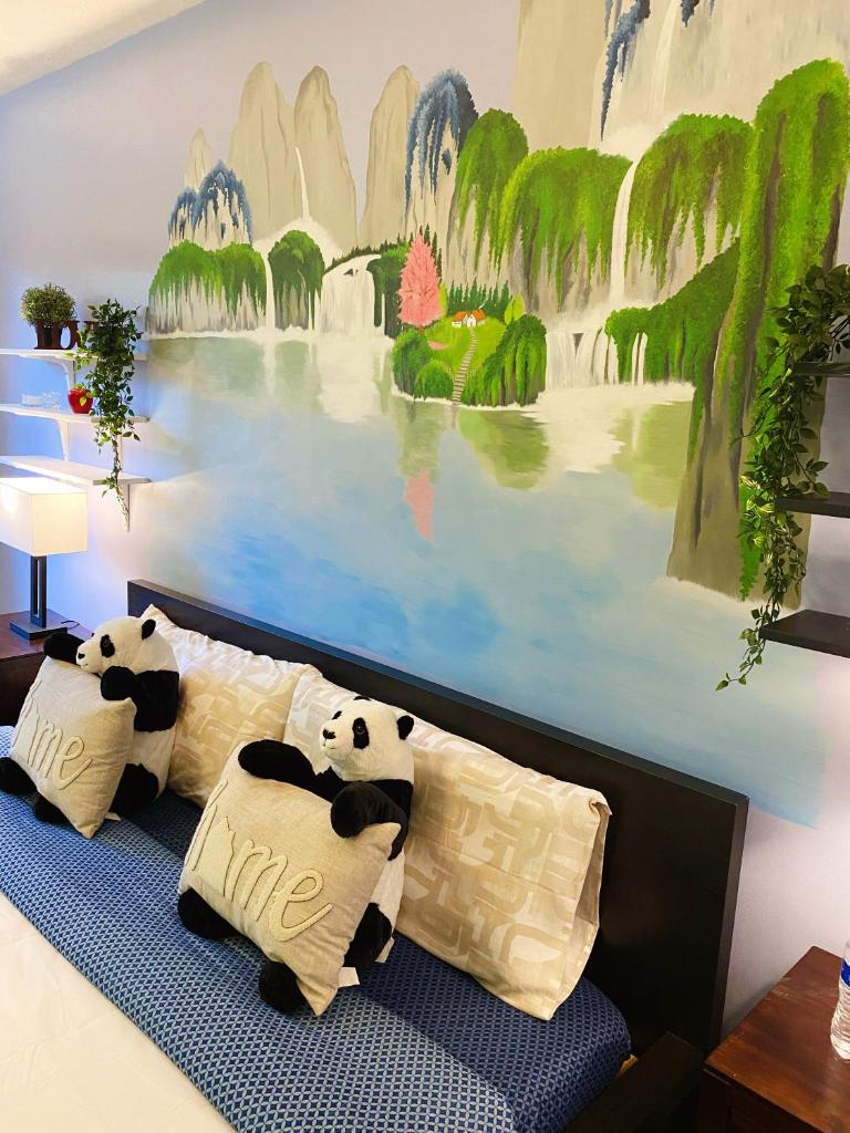 Robinwood condominiums photo 3