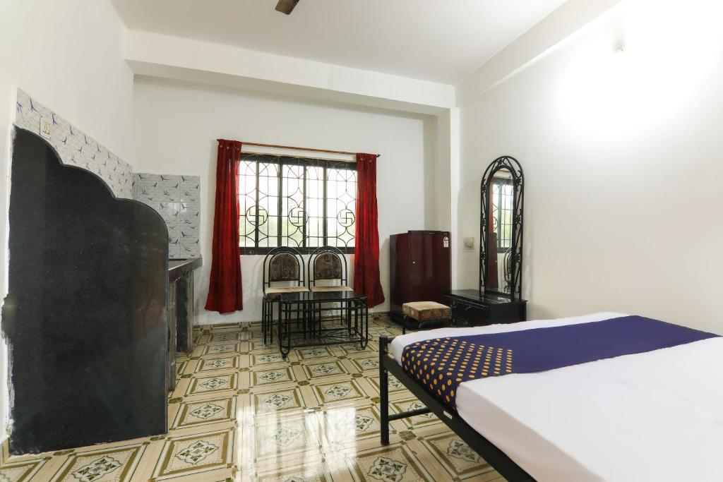 Трехместный (Представительский трехместный номер), SPOT ON 61339 Swami Samarth Guest House