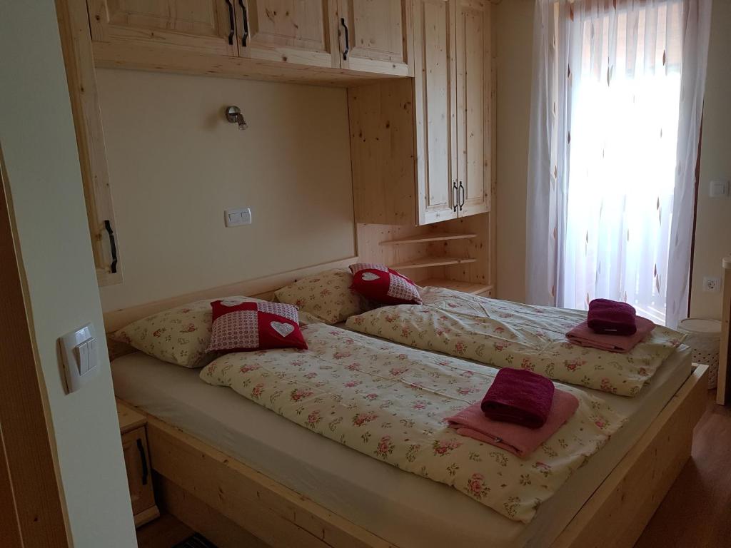 Guest house Pr Ambružarju & Apartments photo 2