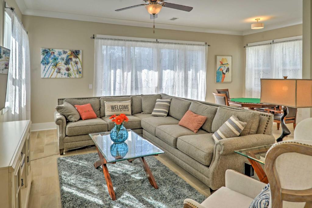 Breezy Myrtle Beach Getaway, 1 Block to Beach! photo 2