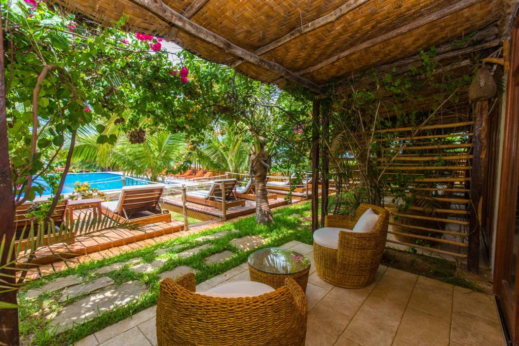 Bungalows & Suites Punta Camarón photo 1