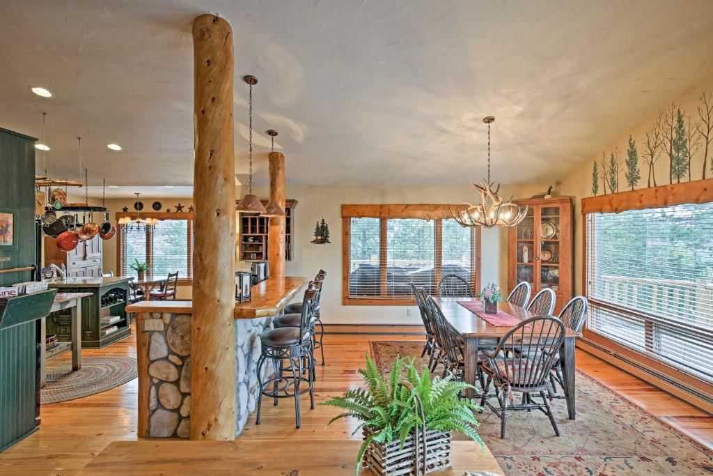 Granby House with Deck, Mtn View - 2 Mi from Skiing! photo 4