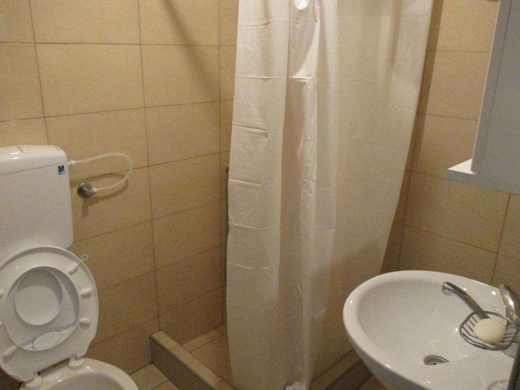 Guesthouse Borovi photo 3