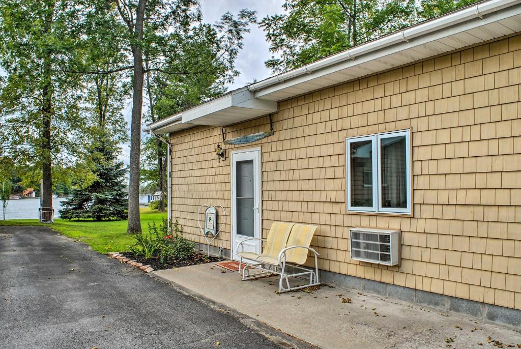 Waterfront Wellesley Island Apt with Private Dock! photo 1