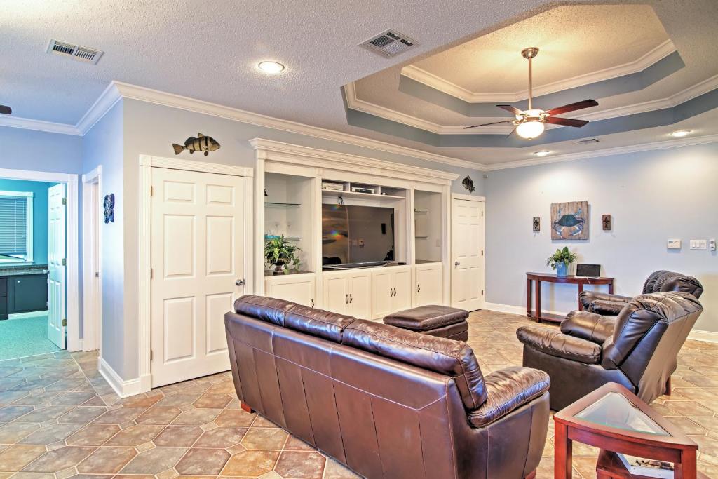 Waterfront Slidell Home with Boat Dock and Canal View! photo 3