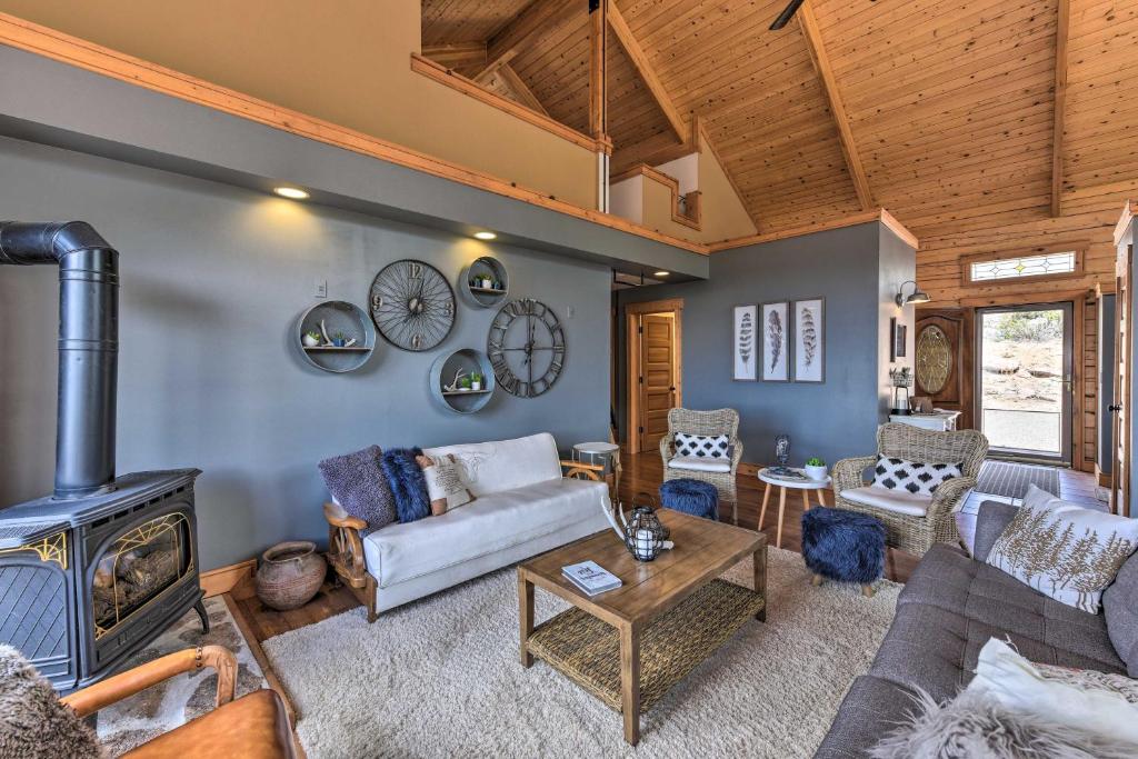 Secluded Mountain Retreat with Views on 45 Acres! photo 4
