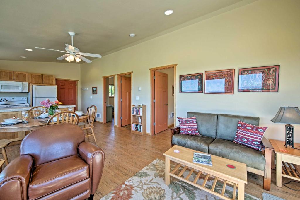 Sequim Cottage with Panoramic Olympic Mtn Views! photo 4