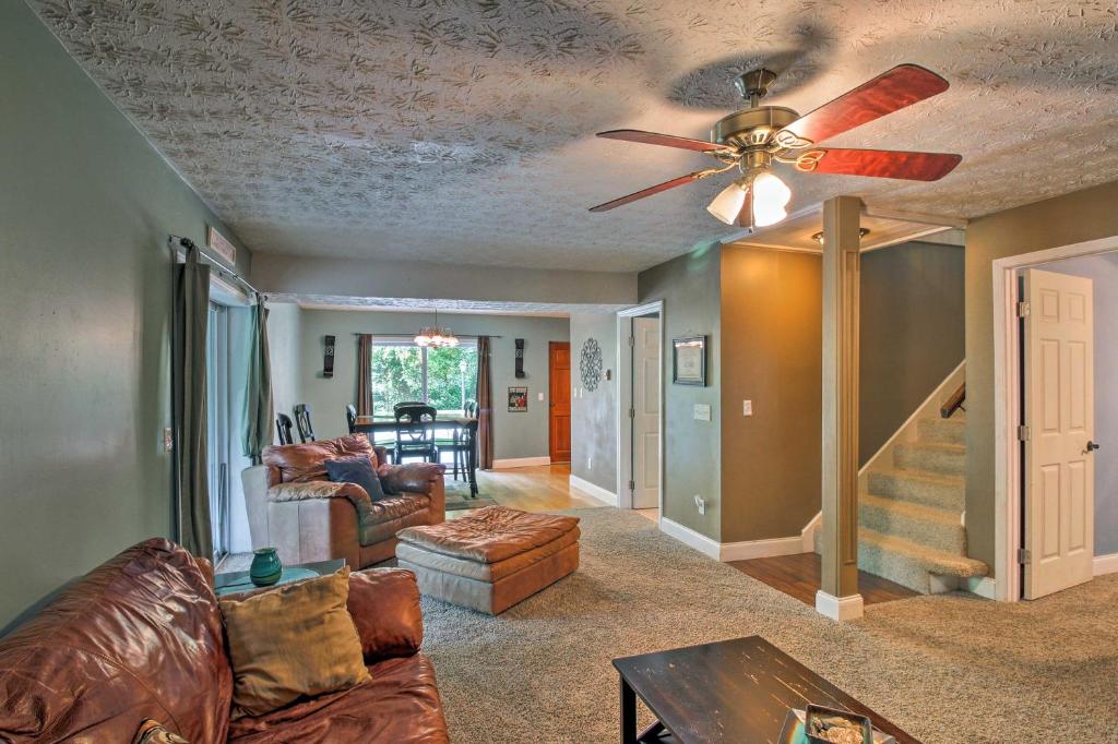 Spacious Georgia Getaway with Dock on Lake Lanier! photo 4