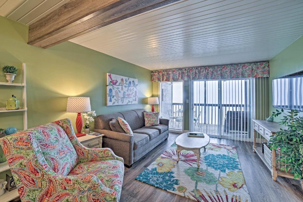 Cozy Missouri Condo about 2 Mi to Silver Dollar City! photo 3