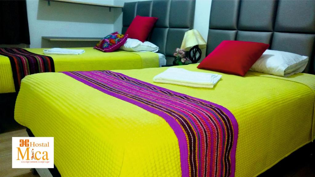 Hostal Mica photo 2