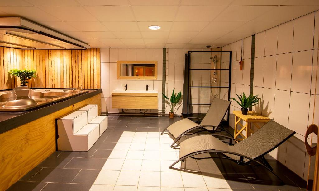 Luxus Familienvilla mit Jacuzzi & Sauna photo 2