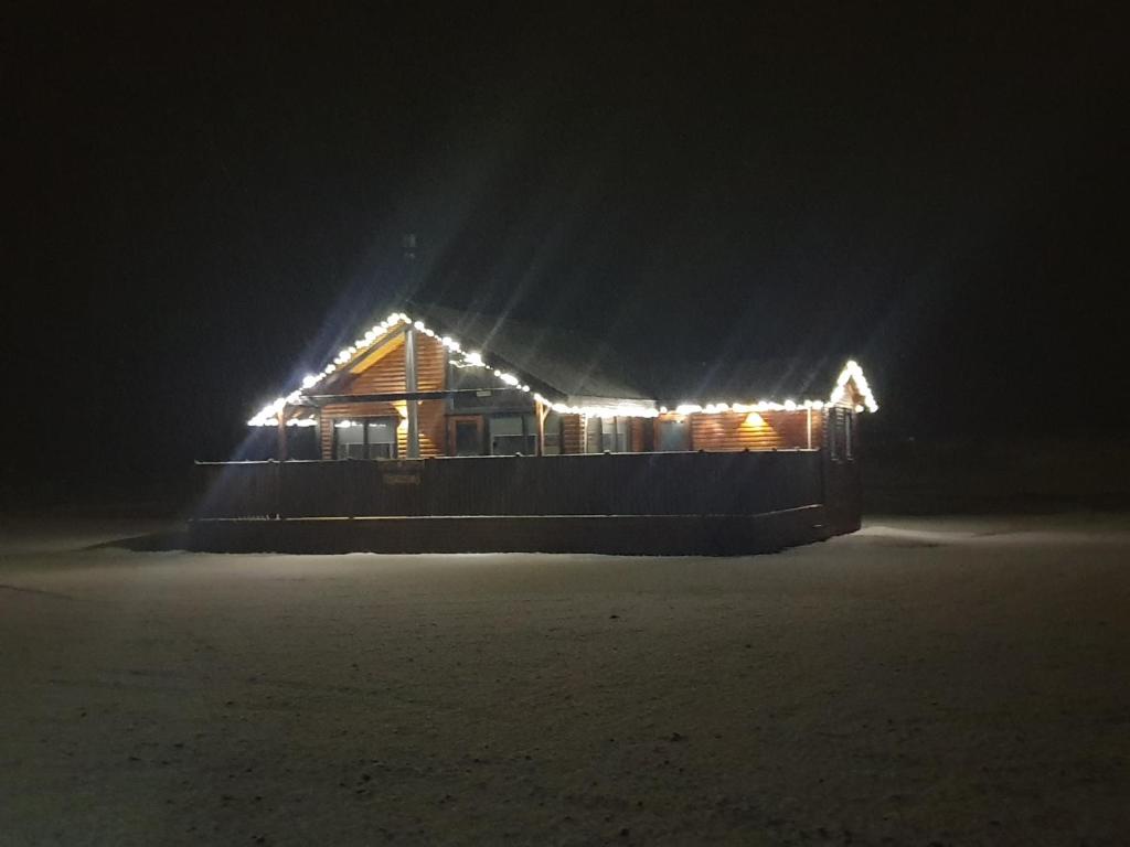 Black Beach Cottage