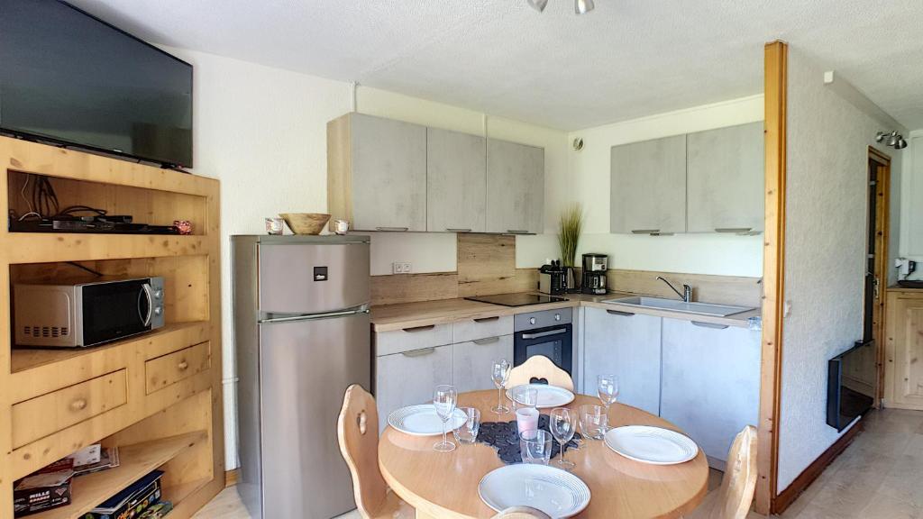 APPARTEMENT AVCE ACCES PISCINE-WIFI-SAINT JEAN D'AULPS STATION-4 PERSONNES-DAILLE S18 photo 4