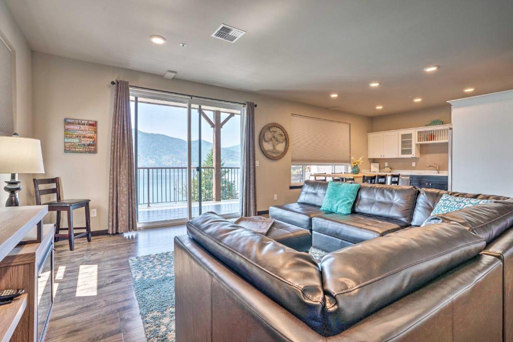 Modern Manson Condo with Pool and Lake Chelan Views! photo 1