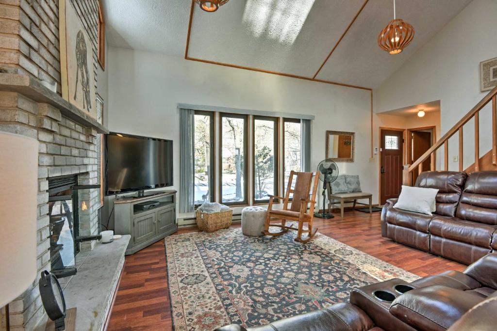 Poconos Vacation Rental with Pool Access and Hot Tub! photo 4