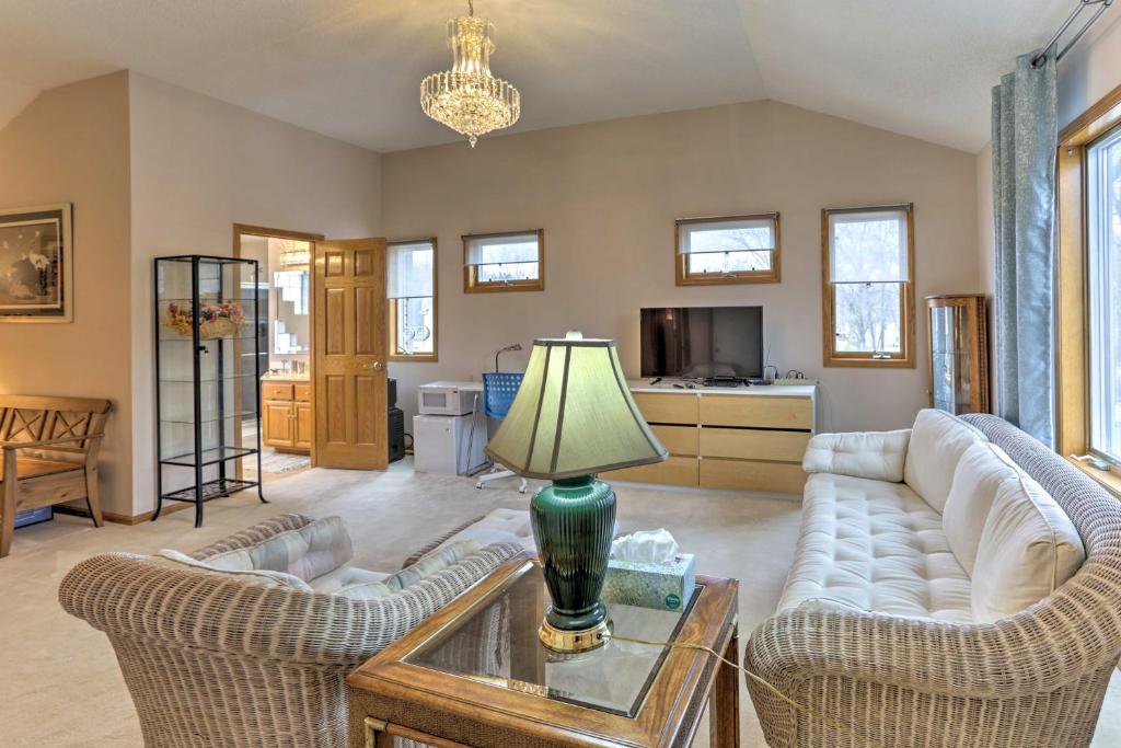 Beautiful 6BR Home Near Airport and Mall of America! photo 4