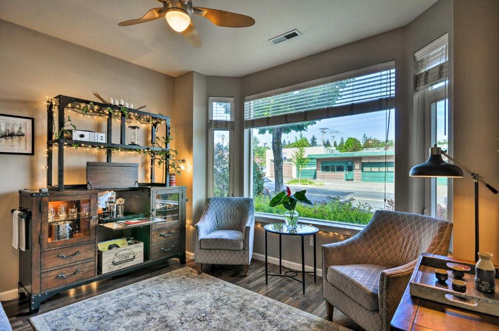 Modern Vancouver Townhome - Right on Main St! photo 3