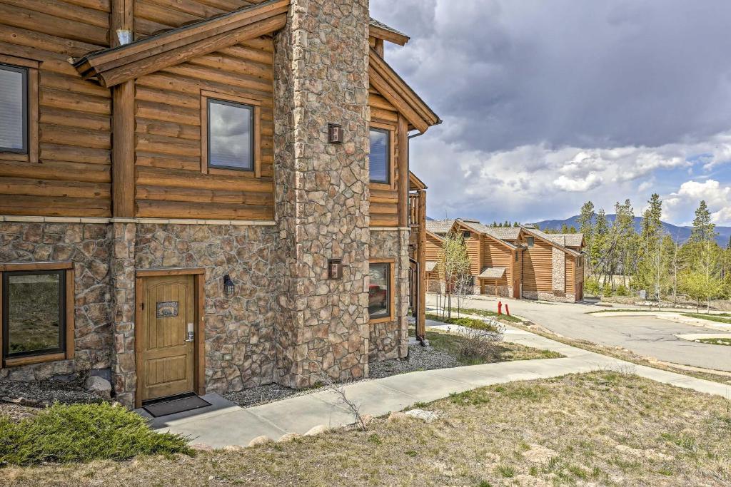 Peaceful Fraser Condo with Patio - by Hiking Trails! photo 2