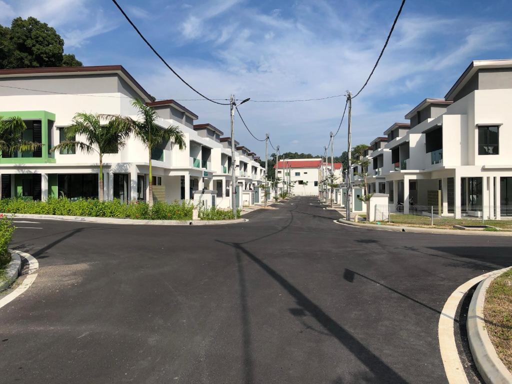 2sty Villa - Walking Distance To The Beach photo 4
