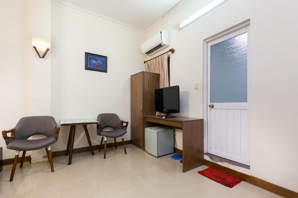 Семейный (Улучшенный семейный номер), Kim Long hotel