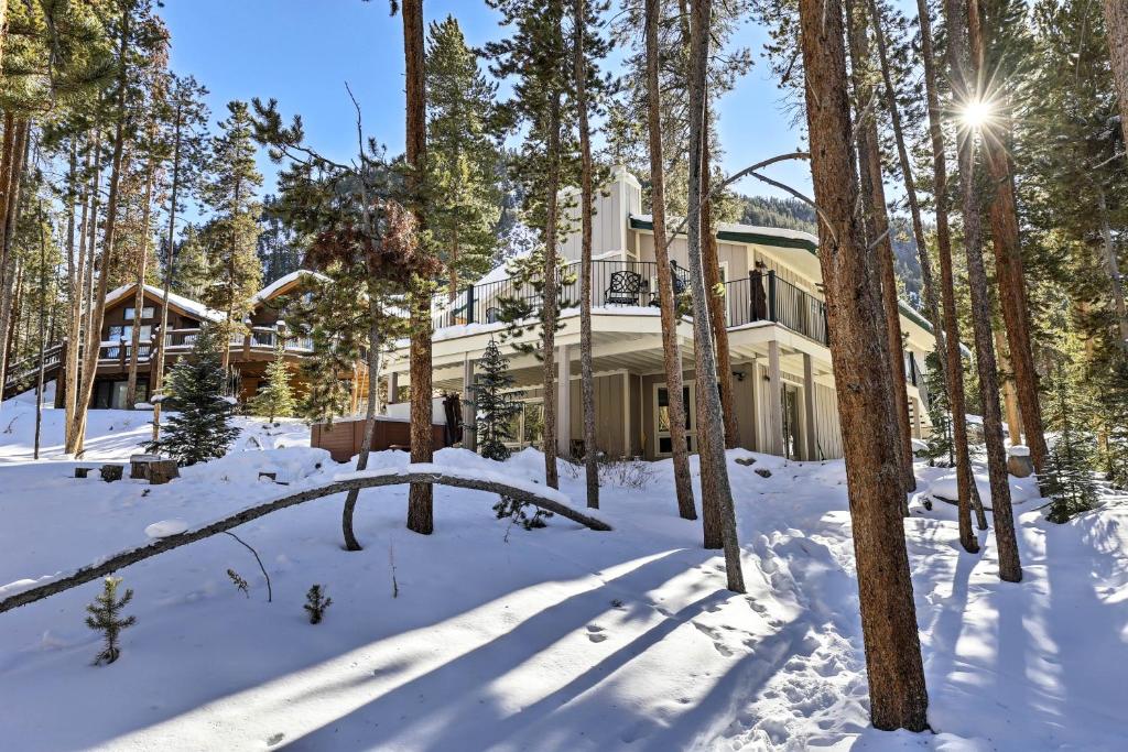 Keystone Home on Snake River with Hot Tub and Views! photo 2