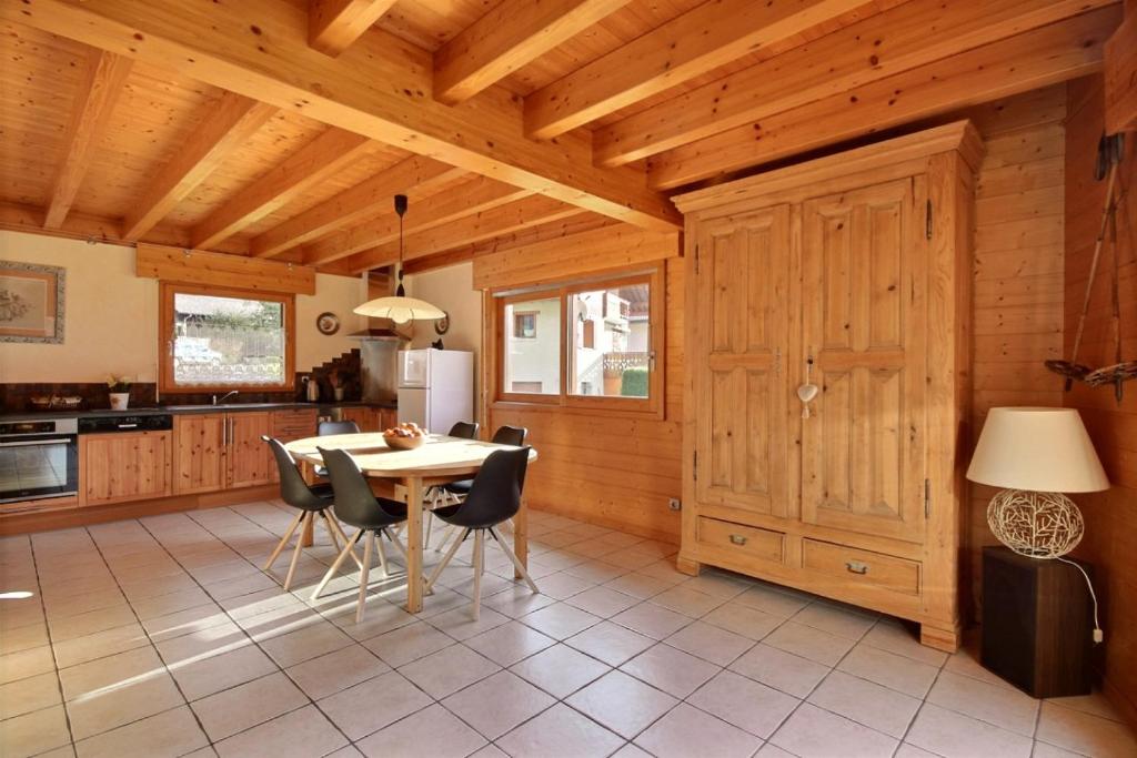 CHALET WIFI - LE BIOT - 8 PERSONNES - CHALET MORAND photo 4