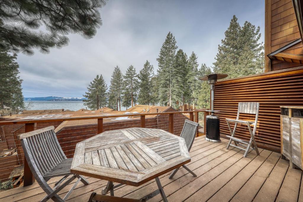 Lake Tahoe Oasis Views