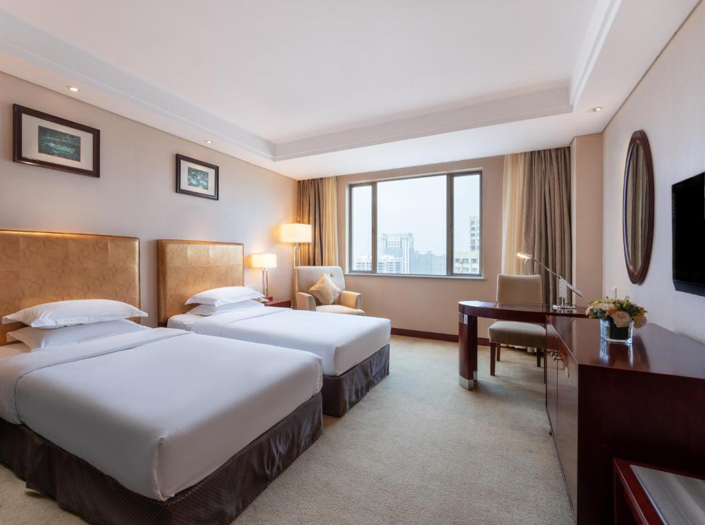 Двухместный (Двухместный номер «Премиум» с 2 отдельными кроватями), New Century Hotel Ningbo