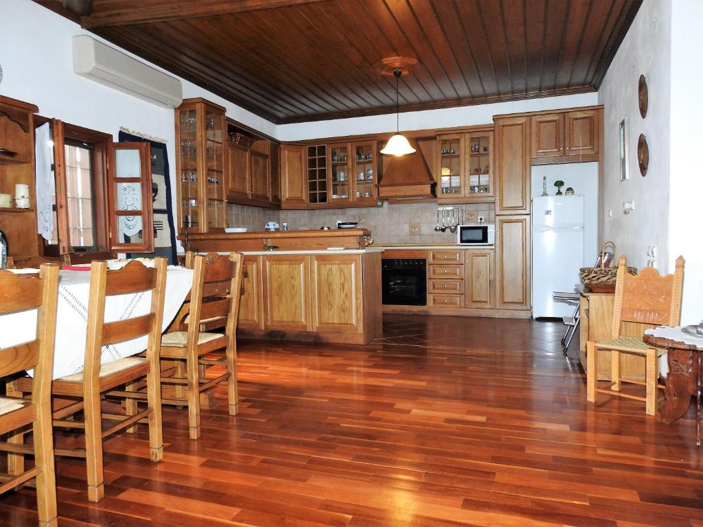 Traditional Mansion Calliopec-UVC sterilized photo 1